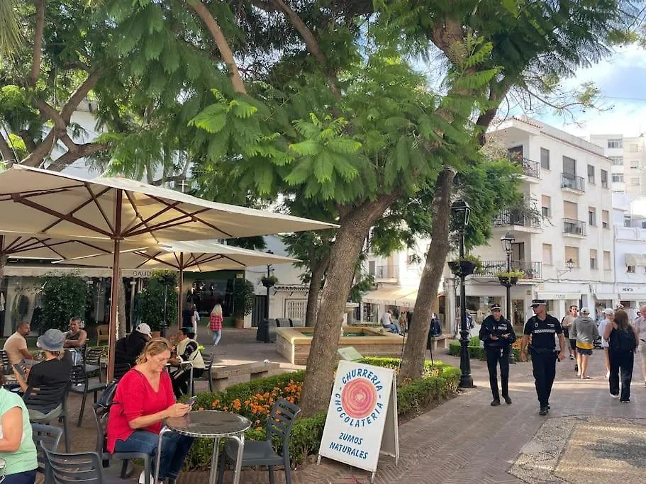 Iris Apartmento Flamante En Μαρμπέλλα Διαμέρισμα
