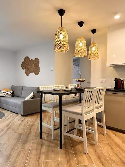 Iris Apartmento Flamante En Marbella Spain